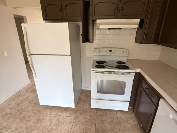 3343 E Sierra Madre Ave #C, Fresno, CA 93726
