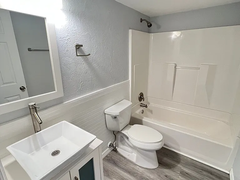 Artisan Cove Apartments — Photo 6
