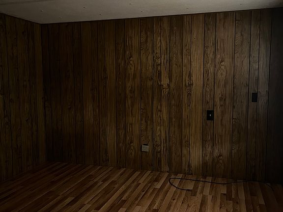 4th image of 9925 SE 160th Pl