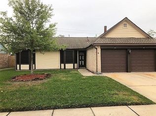 1105 Willow Creek Dr, La Porte, TX 77571