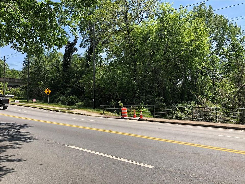 2nd image of 0 Donald Lee Hollowell Pkwy NW Lot 0