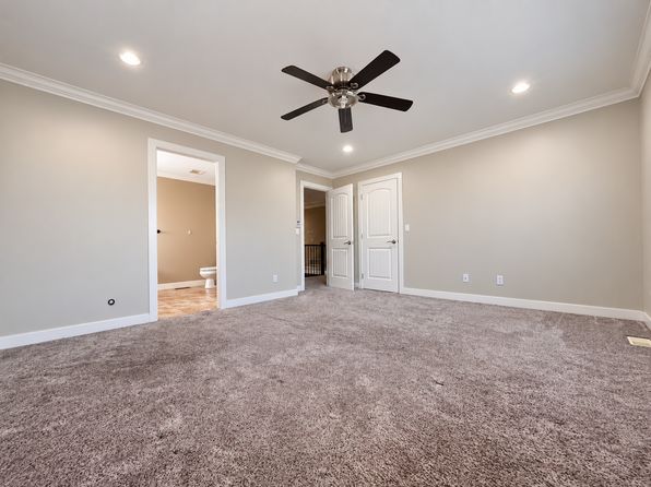 5 bedroom rental in Surrey — photo 29