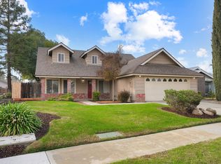 2297 N Polk St, Tulare, CA