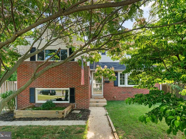 809 Glenview Ave, Glen Burnie, MD 21061