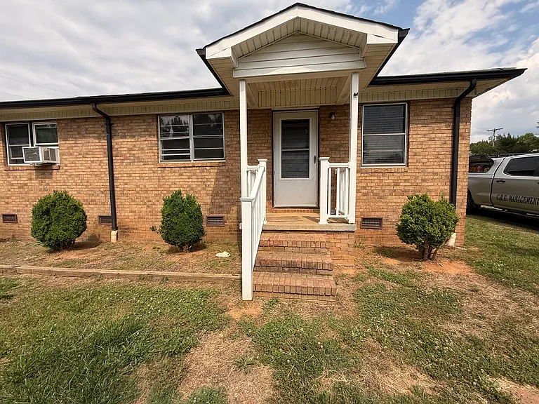 2625 Lisa Dr — Photo 7