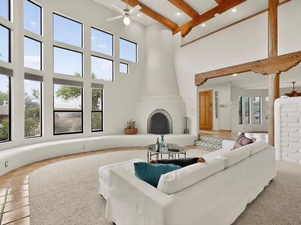 3 Chamisa Pl, Corrales, NM 87048