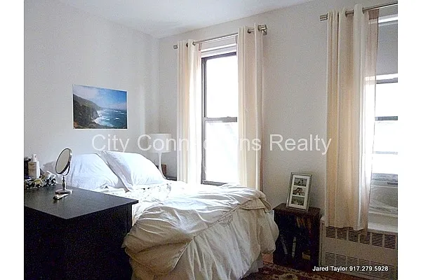 Rented by City Connections Realty | media 16