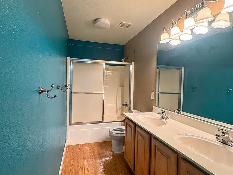 477 Fisher Cir — Photo 19