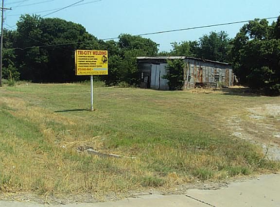 4th image of 4224 Us Highway 380