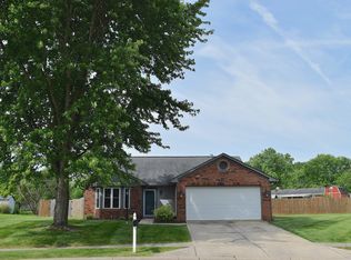 220 Park Place Ct, Avon, IN 46123
