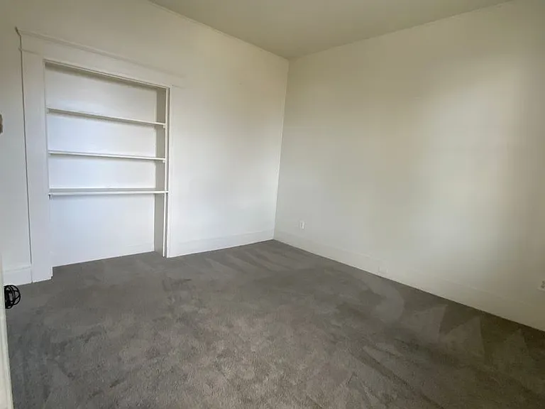 557 Union St — Photo 9