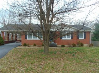 109 Evergreen Dr, Lawrenceburg, KY 40342