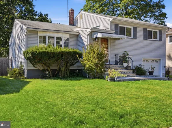 305 McLean Pl, Hillside, NJ 07205