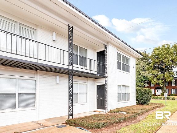 2nd image of 4009 Old Shell Rd APT E24