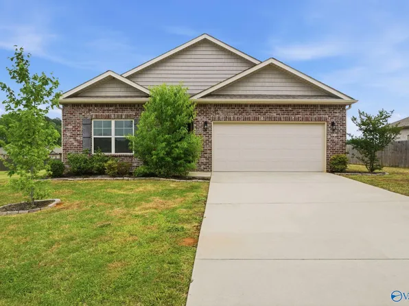 14170 Lannister Ln, Athens, AL 35613