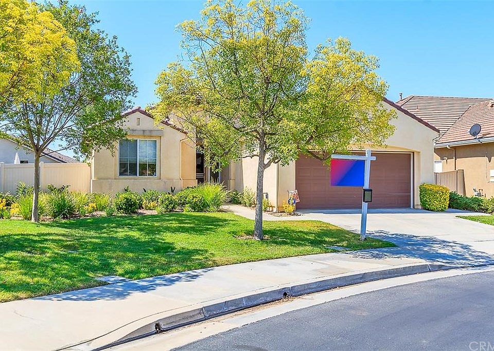 1st image of 28633 Waterhole Canyon Dr