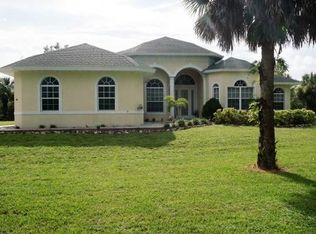 340 21st St NW, Naples, FL 34120