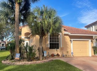 6319 NW 39th St, Coral Springs, FL 33067