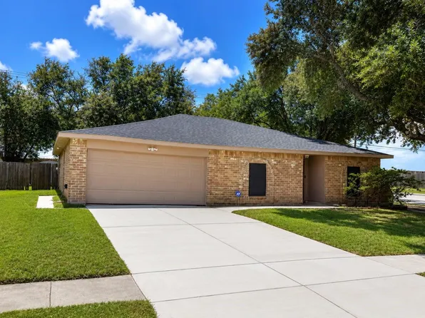 6221 Silver Leaf Dr, League City, TX 77573