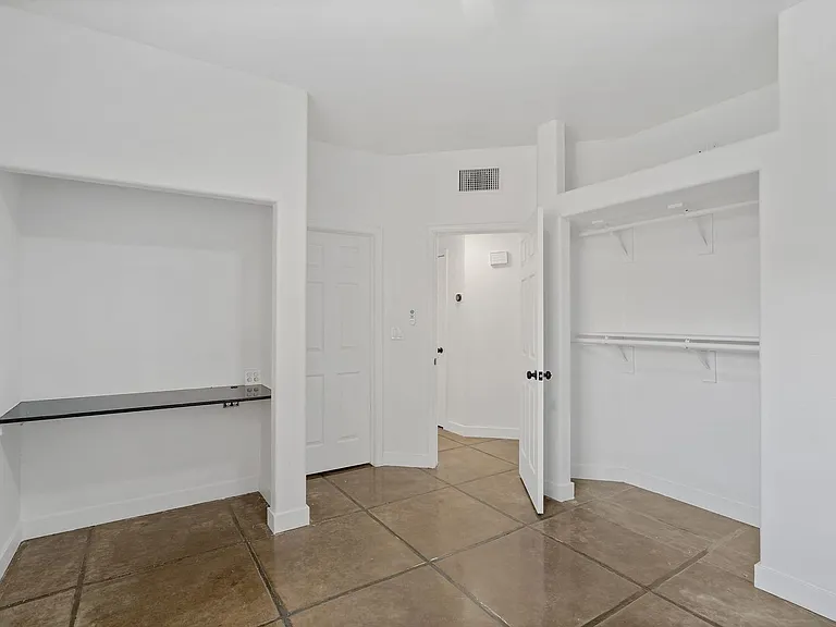 620 E Lester St #2 — Photo 15