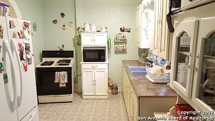 4th image of 315 N Walters