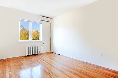 Rented by Kelly NYC LLC