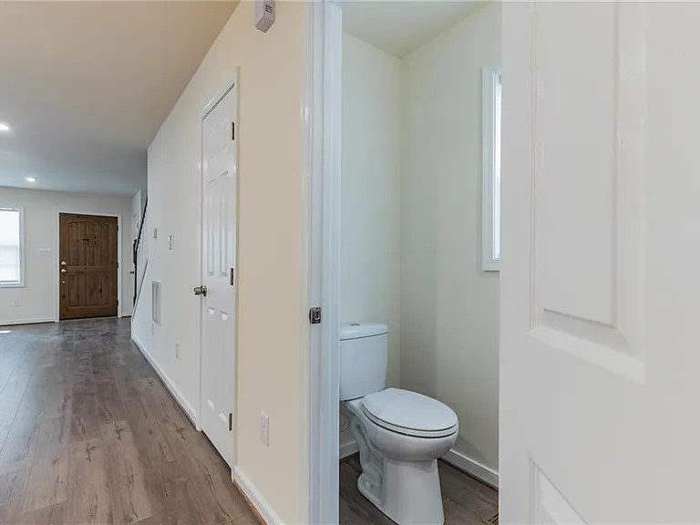 1427 Mechanicsville Tpke — Photo 8