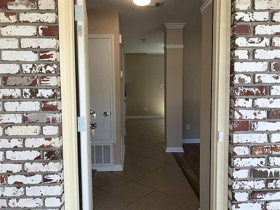3rd image of 3140 Fayal Dr