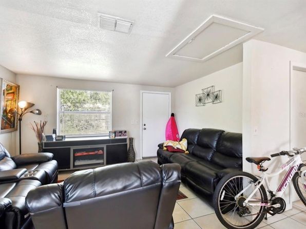 tampa-florida-82242378 picture