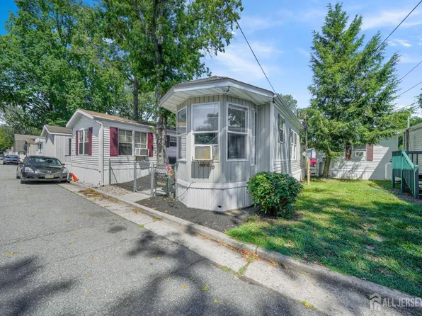 2505 Woodbridge Ave #4L, Edison, NJ 08817