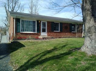 214 Cherokee Dr, Winchester, KY 40391