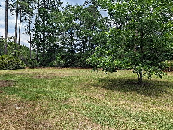 4th image of 672 Ebenezer Rd