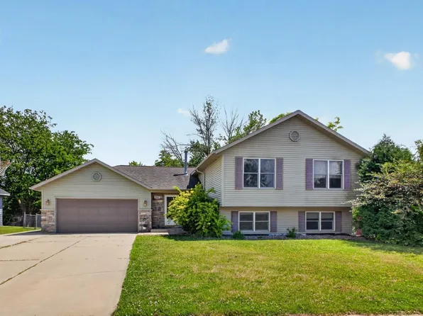 4022 Villa Rd NW, Rochester, MN 55901