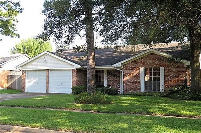 1st image of 13827 Lantern Ln