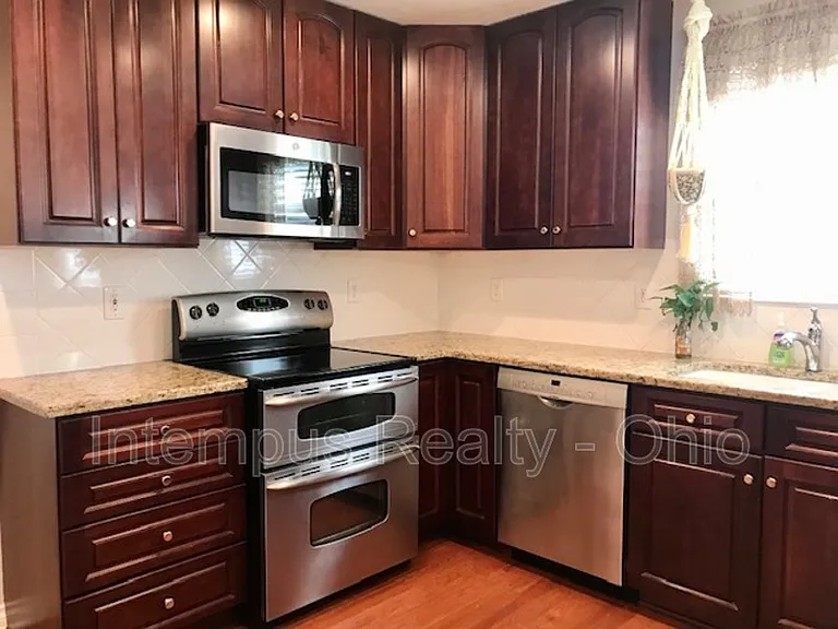 6346 Grassmere Dr — Photo 17