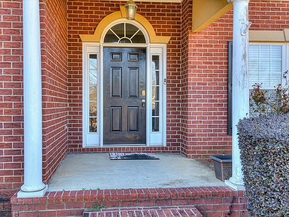 5th image of 4894 Somerset Drive