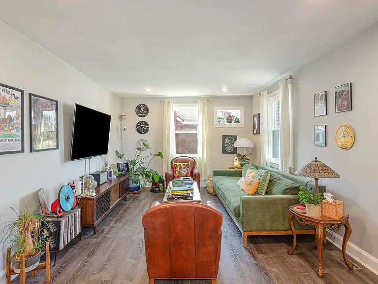 245 Collier Ave — Photo 4