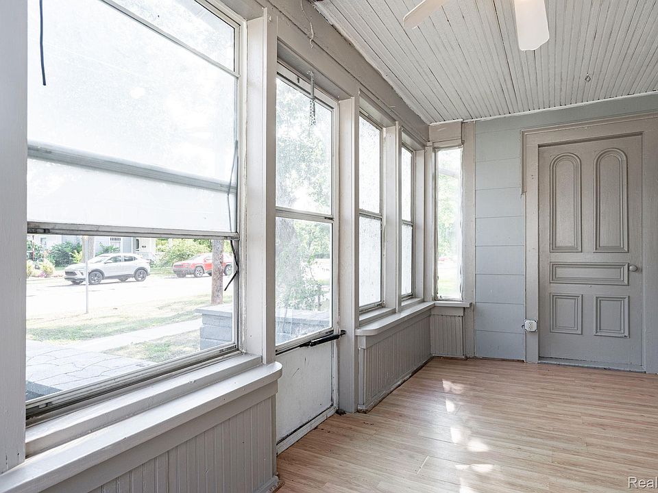 204 Oakland St, photo 6