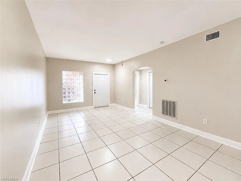 4110 Castilla Cir #105 — Photo 9