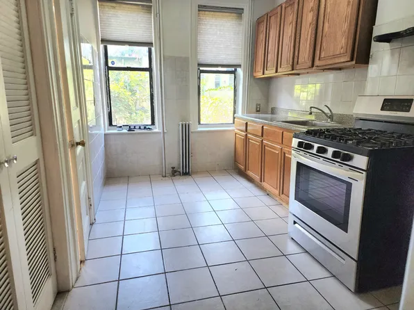 1717 Gates Avenue image 1 of 10