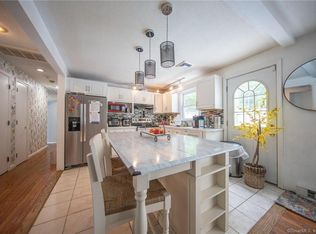 22 Devonshire Dr, Waterford, CT 06385