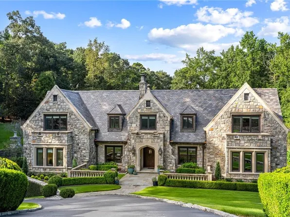 1919 River Forest Rd NW, Atlanta, GA 30327