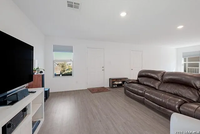 6422 Magee Run — Photo 3