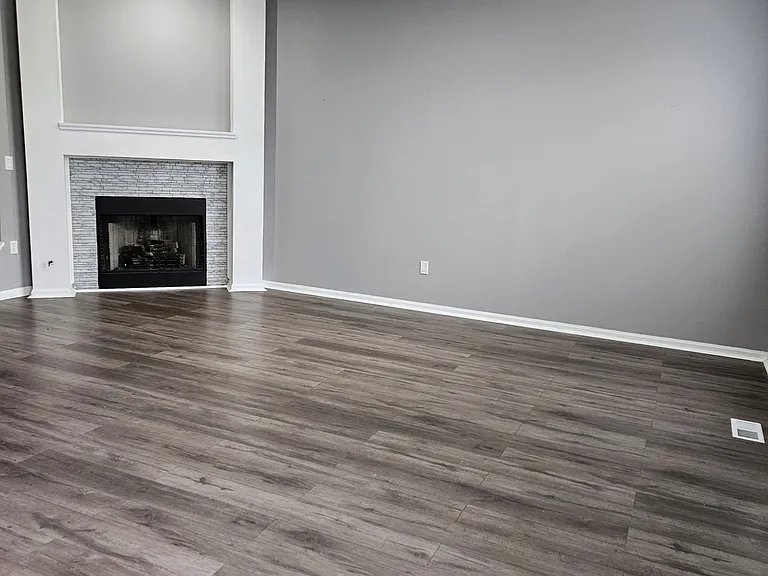 8609 Timber Park Dr — Photo 2
