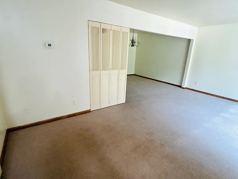 30025 City Center Dr — Photo 3