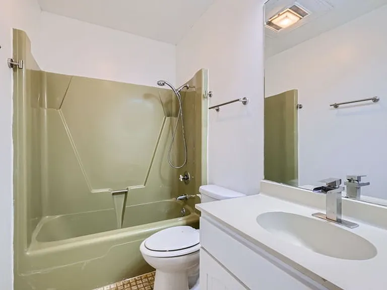 6422 Honey Hl — Photo 25