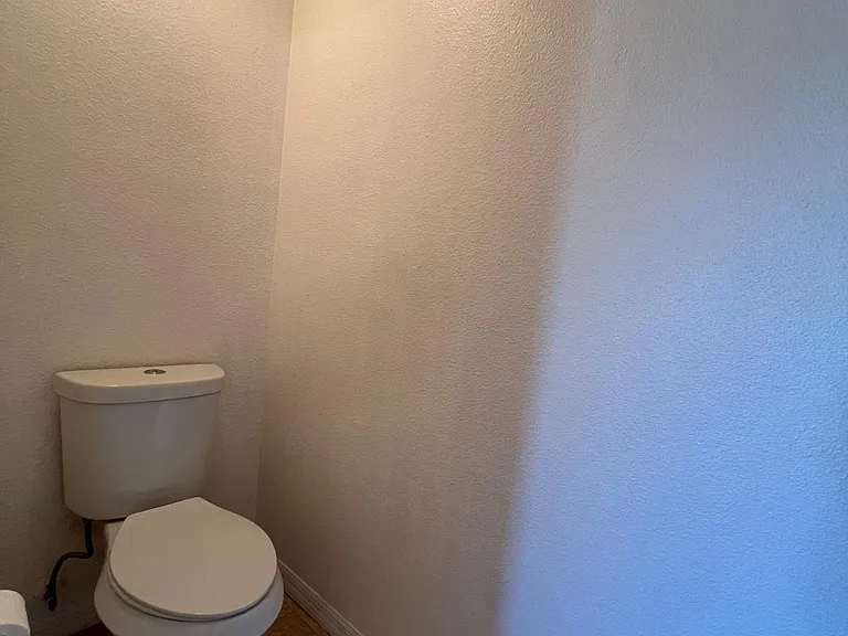 3986 Rollingsford Cir — Photo 26