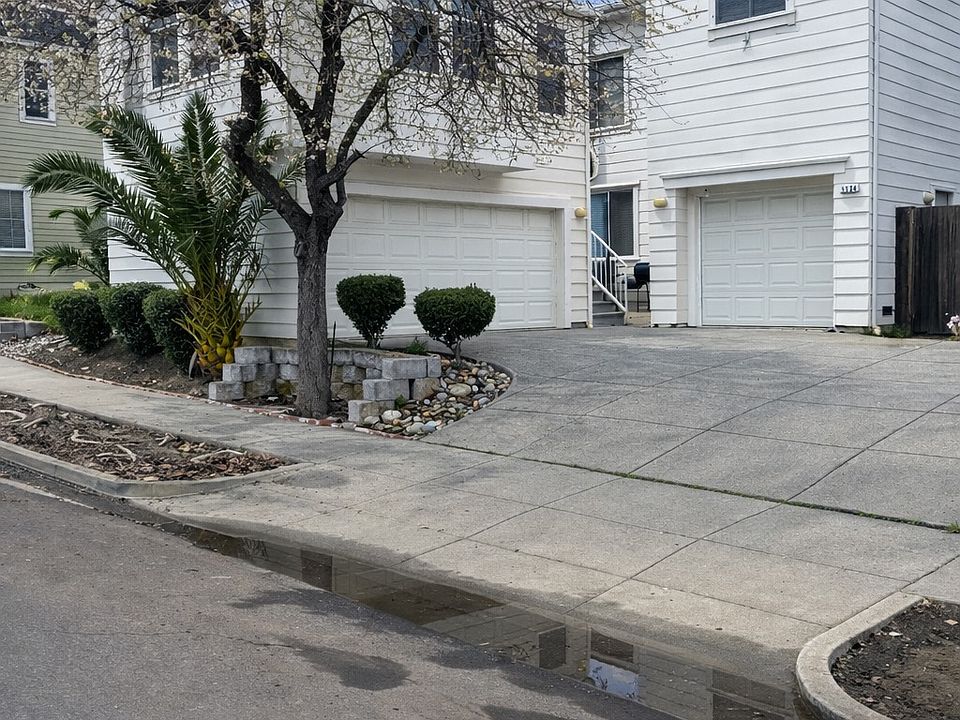 1st image of 1124 Kellogg St #A