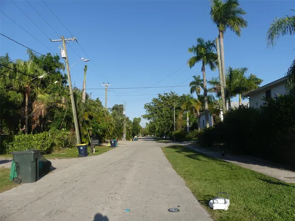 3294 SW 44th Street, Fort Lauderdale, FL 33312