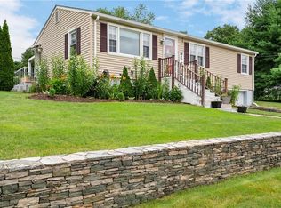 2 Lakeside Dr, Smithfield, RI 02917